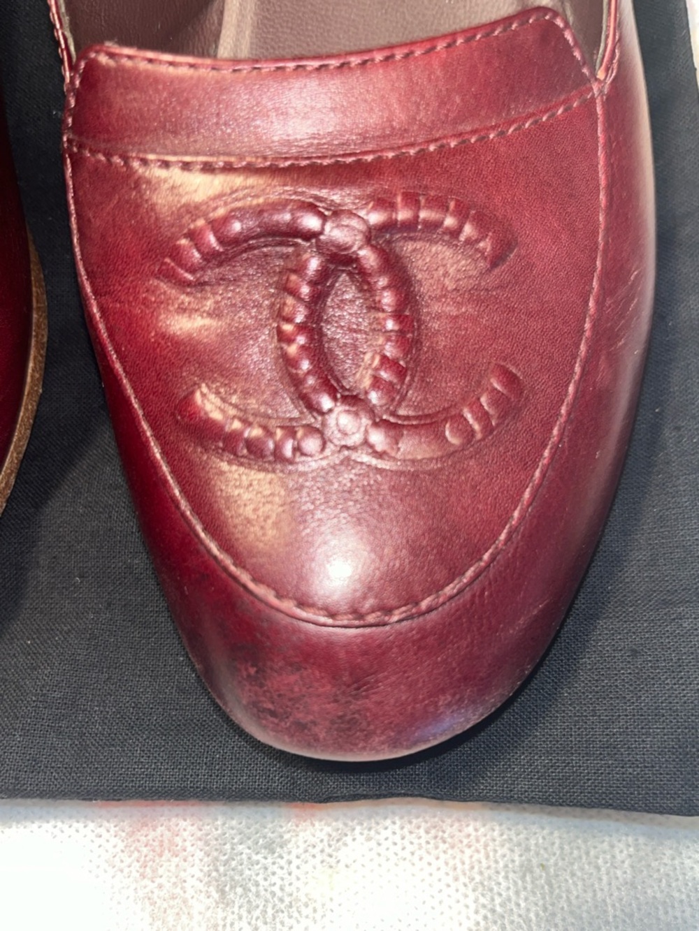 CHANEL Women's Deep Red Burgundy Leather Loafers 38.5 - Picture 9 of 13